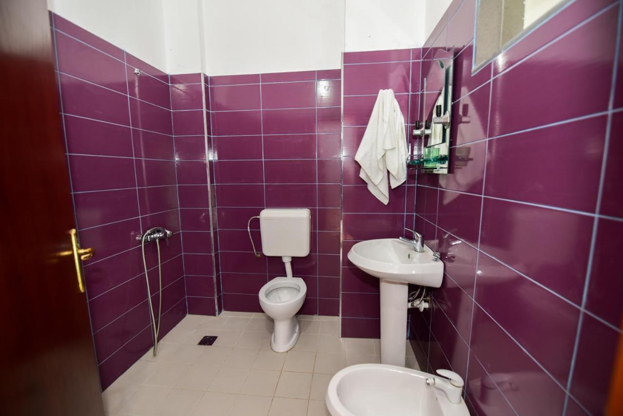 Koa Hotel Durres Exterior photo