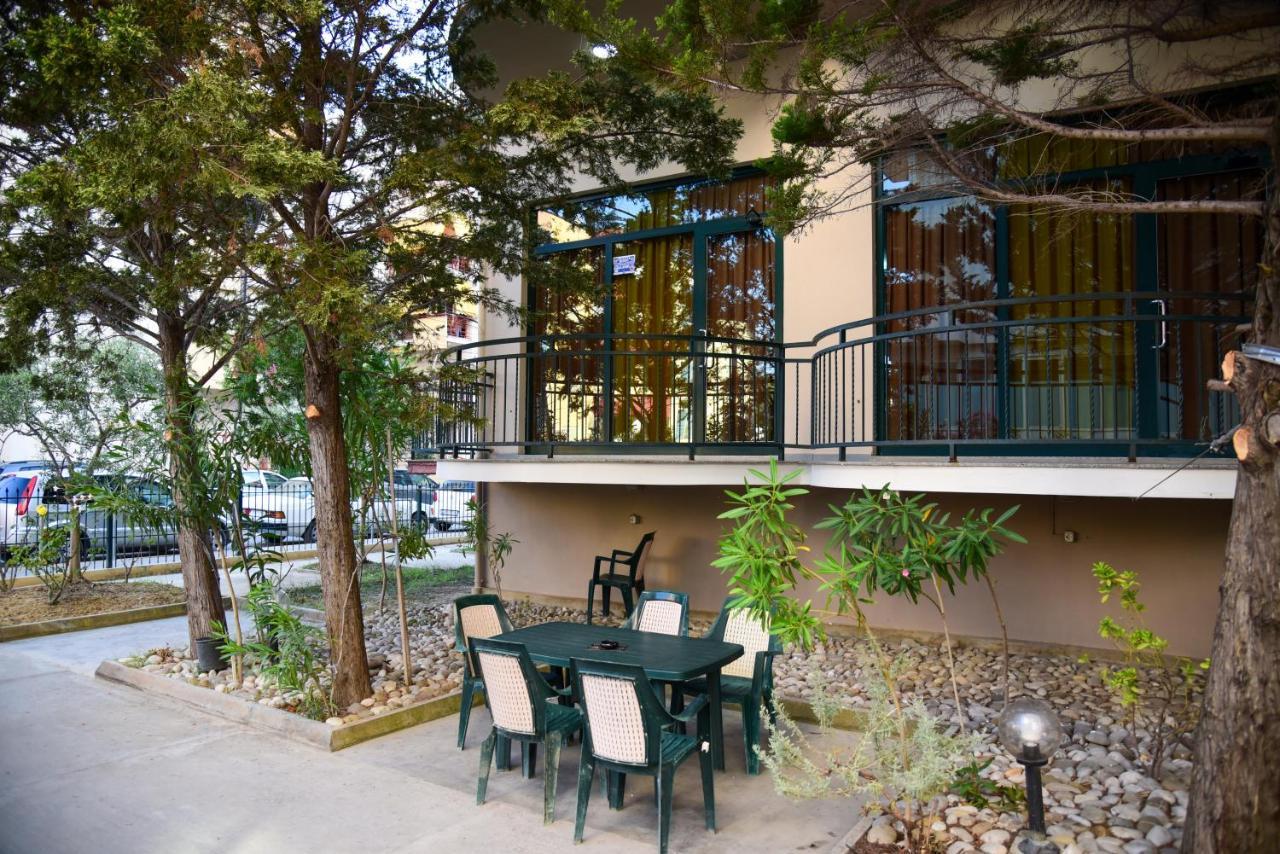 Koa Hotel Durres Exterior photo